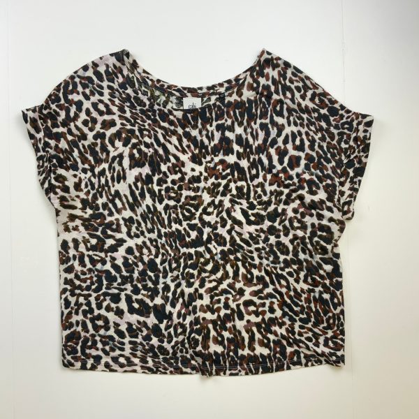 Top Short Sleeve Basic By Cabi In Leopard Print, Size: M Discount